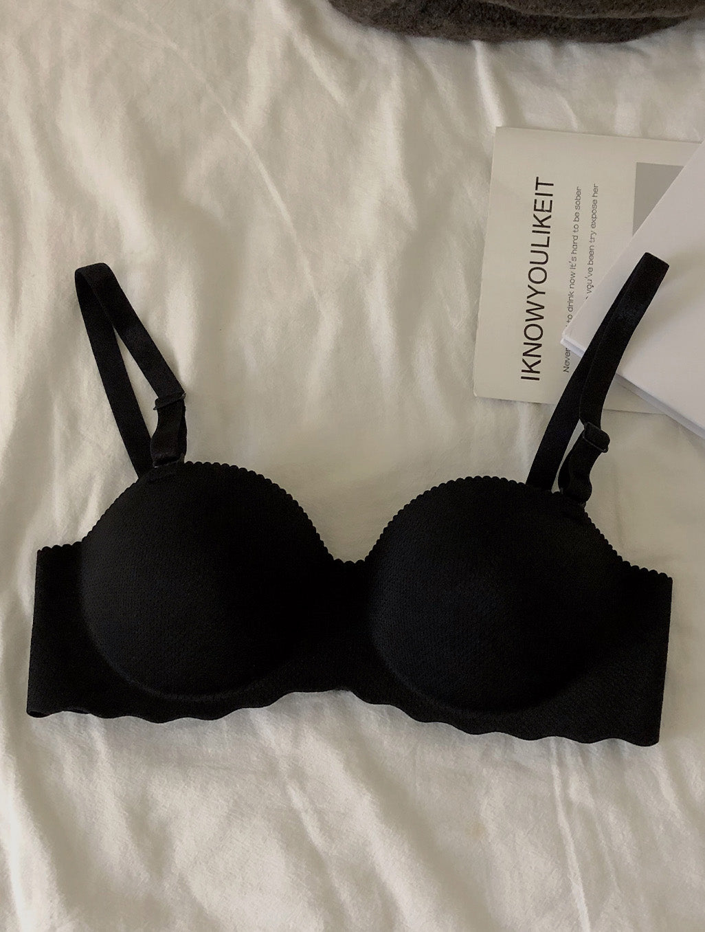 AirMesh ColorPop Strapless Bra
