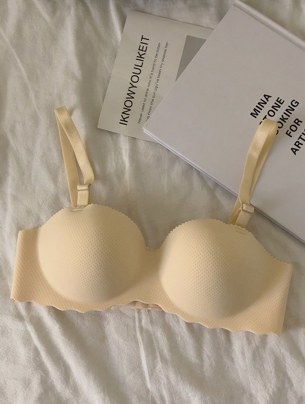AirMesh ColorPop Strapless Bra